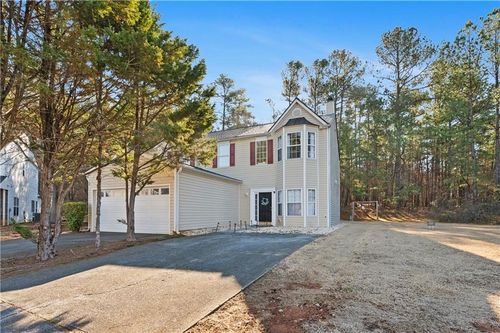 52 Hampton Dr, Cartersville, GA, 30121-4277 | Card Image