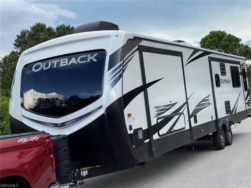 380 Mahogony Ct, Labelle, FL, 33935-9442 | Card Image