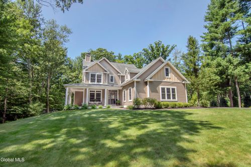 3 Iris Dr, Saratoga Springs, NY, 12866-5557 | Card Image