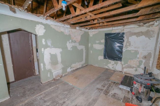 16100 Liberal St, House other with 2 bedrooms, 1 bathrooms and null parking in Detroit MI | Image 4