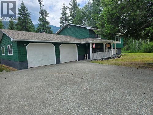1032 Caroline Rd, Clearwater, BC, V0E1N2 | Card Image