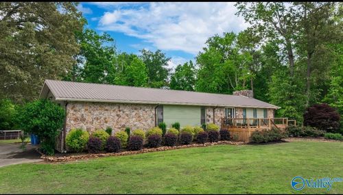 418 2nd Ave, Fyffe, AL, 35971-3427 | Card Image