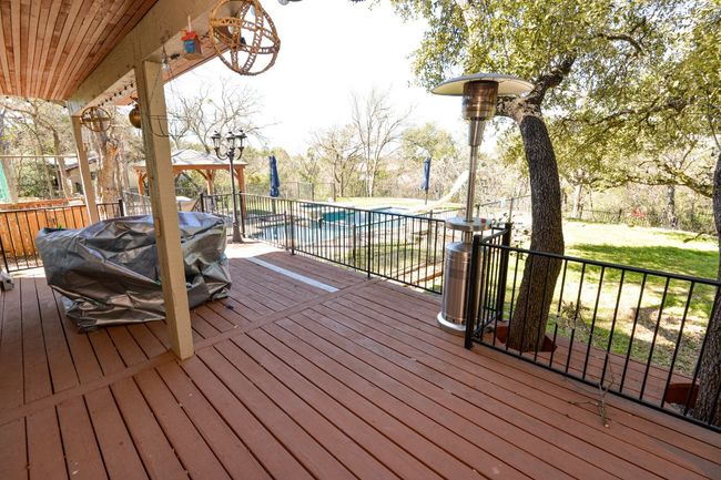 10710 D K Ranch Rd, House other with 4 bedrooms, 3 bathrooms and 8 parking in Austin TX | Image 4