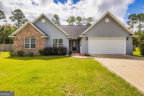 111 Jenny Ct, Folkston, GA, 31537-2700 | Card Image