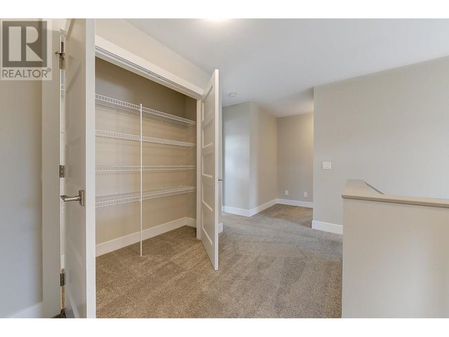 788 Acadia St, House other with 4 bedrooms, 3 bathrooms and 2 parking in Kelowna BC | Image 34