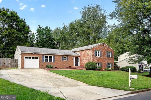 1514 Gingerwood Ct, Vienna, VA, 22182-1437 | Card Image