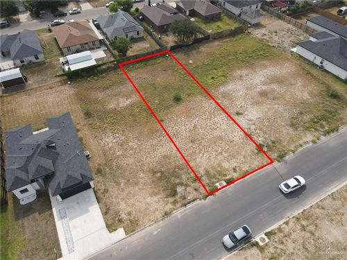 2820 N Alyna Ave, Edinburg, TX, 78541-5230 | Card Image