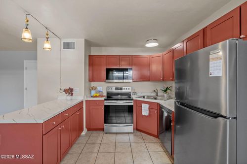 33-2841 N Columbus Blvd, Tucson, AZ, 85712-1600 | Card Image