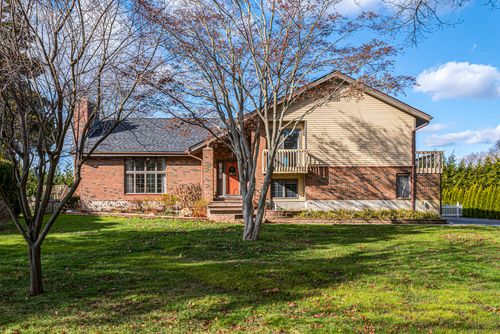 51 Stanton Rd, Clinton, CT, 06413-2733 | Card Image