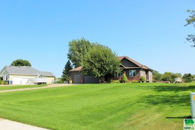 812 Brookside Dr, House other with 4 bedrooms, 3 bathrooms and null parking in Jefferson SD | Image 3