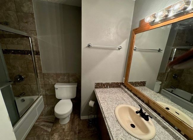 616 E Main St, House other with 3 bedrooms, 2 bathrooms and null parking in Pilot Point TX | Image 7
