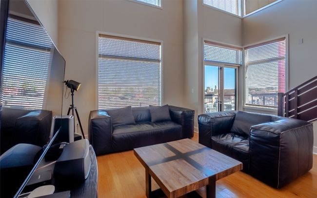 UNIT-10 - 1702 S Lamar Blvd, Condo with 2 bedrooms, 3 bathrooms and 2 parking in Austin TX | Image 25