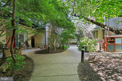 apt-211-7981 Eastern Ave, SILVER SPRING, MD, 20910-4886 | Card Image