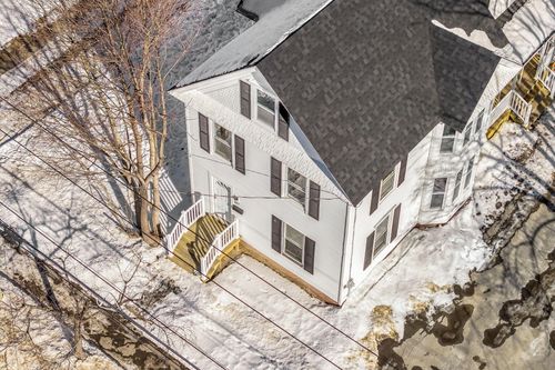 327 Essex Street, Bangor, ME, 04401 | Card Image