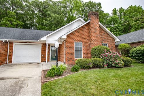 409 Cobblestone Dr, Hopewell, VA, 23860-4162 | Card Image