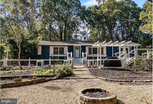 11045 Kingston Pl, CHARLOTTE HALL, MD, 20622-3720 | Card Image