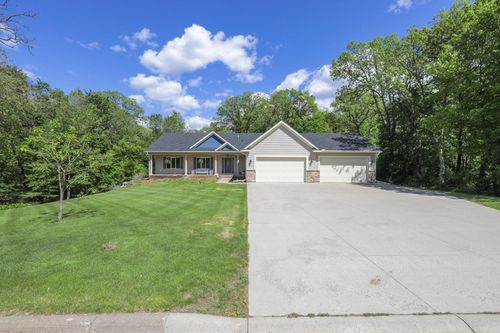 19611 Flamingo St Nw, Oak Grove, MN, 55011-9348 | Card Image