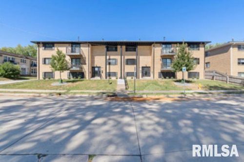 apt-3-1646 W 42nd St, Davenport, IA, 52806-4552 | Card Image