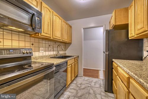 apt-b2-10551 Twin Rivers Rd, COLUMBIA, MD, 21044-2120 | Card Image