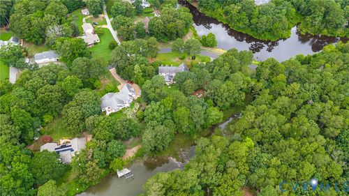 229 Skipjack Ln, Cobbs Creek, VA, 23035-2090 | Card Image