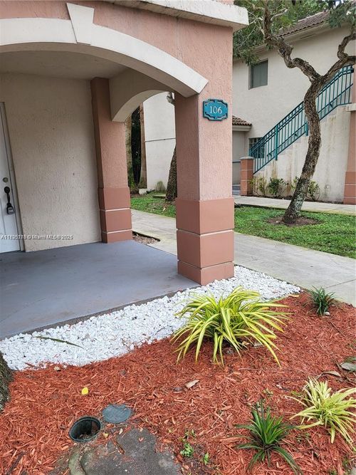 34-1260 Se 31st Ct, Homestead, FL, 33035-2338 | Card Image