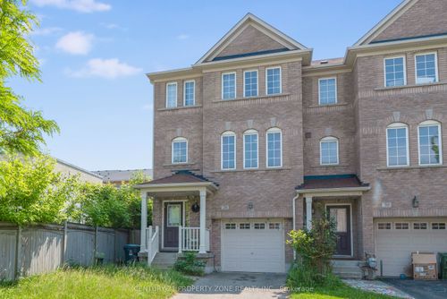 28 Seminoff St, Scarborough, ON, M1L0B1 | Card Image