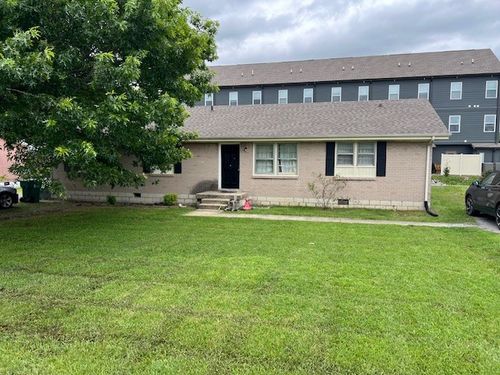 721 Kent Dr, Lebanon, TN, 37087-4371 | Card Image