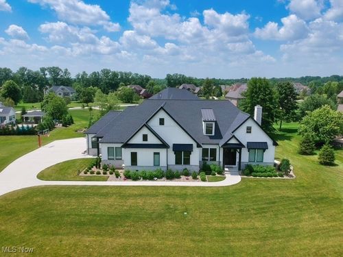 7634 Worlington Drive, Solon, OH, 44139 | Card Image
