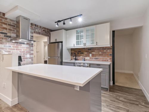 114-2250 Oxford Street, Vancouver, BC, V5L1G1 | Card Image