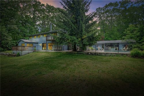 24 Lincoln Dr, North Smithfield, RI, 02896-6955 | Card Image