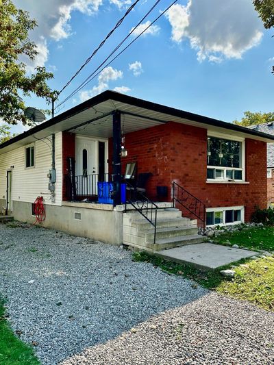 447 Edison Ave, House other with 3 bedrooms, 2 bathrooms and 2 parking in Peterborough ON | Image 1