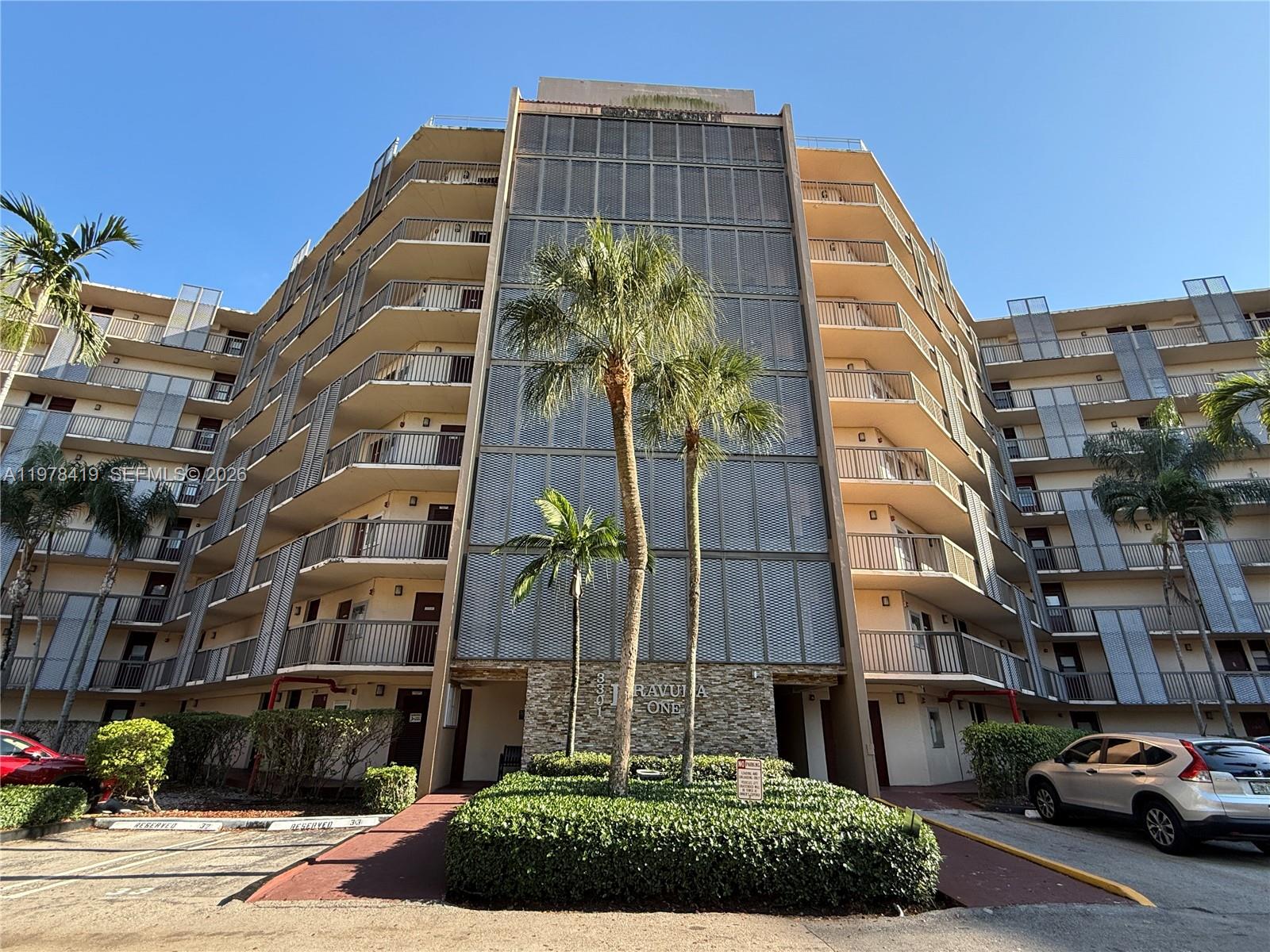 Residential in Aventura 2