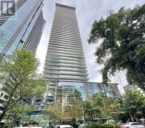 1811-33 Charles St E, Toronto, ON, M4Y0A2 | Card Image