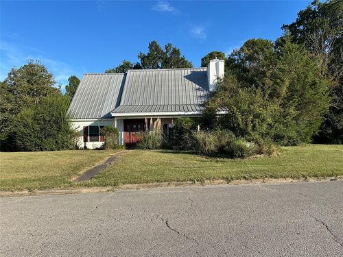 46 Westwood Dr E, Trinity, TX, 75862-8892 | Card Image