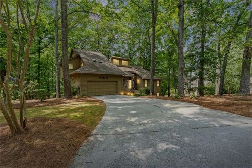4262 Loch Highland Pkwy Ne, Roswell, GA, 30075-2043 | Card Image