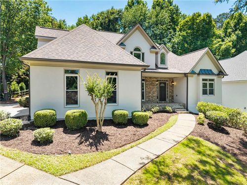 9890 Groomsbridge Rd, Johns Creek, GA, 30022-2672 | Card Image