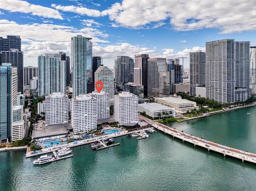 1942-825 Brickell Bay Dr, Miami, FL, 33131-2921 | Card Image