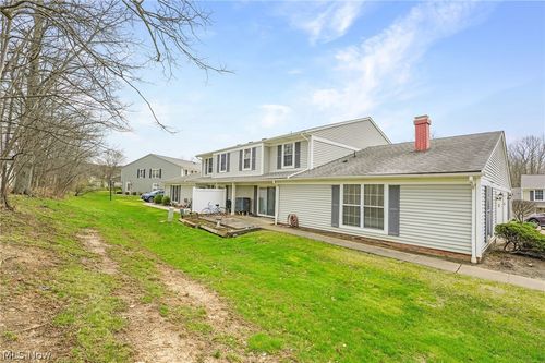 19c-10364 Independence Dr, North Royalton, OH, 44133-3407 | Card Image