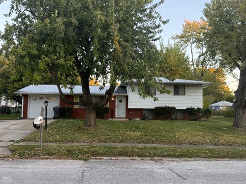 8738 Walma Dr, Indianapolis, IN, 46219-1932 | Card Image