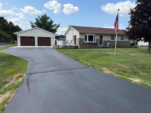 5939 Vesper Dr, South Beloit, IL, 61080-2349 | Card Image