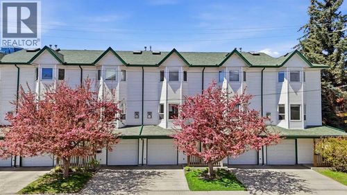 31 Mcdougall Crt Ne, Calgary, AB, T2E8R3 | Card Image