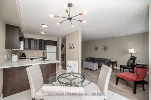 158 Proclamation Dr, Barrie, ON, L4N0K9 | Card Image