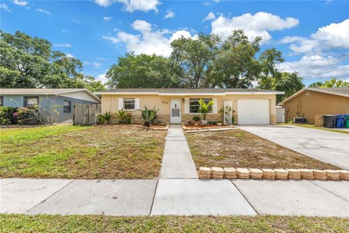 9579 Golden Grove St, SEMINOLE, FL, 33772-2929 | Card Image