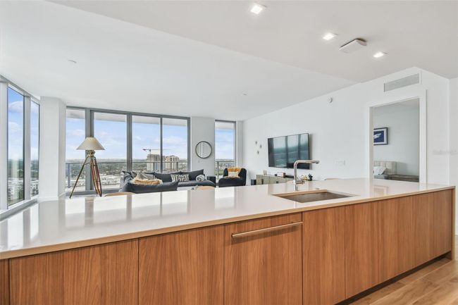 UNIT-15005 - 5120 Marina Way, Condo with 3 bedrooms, 3 bathrooms and null parking in TAMPA FL | Image 21