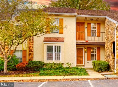 293-293 Valley Stream Ln, CHESTERBROOK, PA, 19087-5853 | Card Image