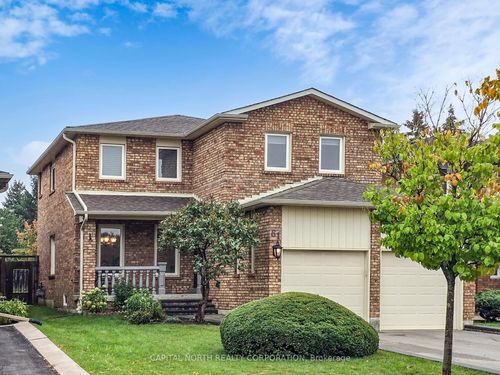 61 Sherbourne Dr, Maple, ON, L6A1H1 | Card Image