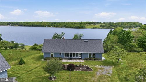 324 Geary Way, MOUNT STORM, WV, 26739-1117 | Card Image