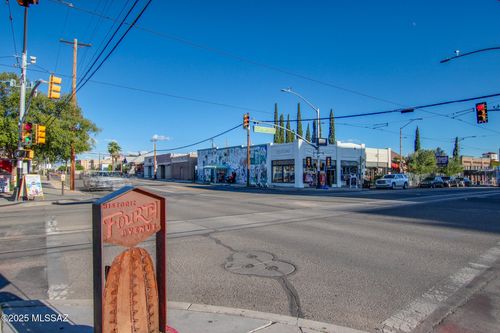 420 E 6th Street, Tucson, AZ, 85705 | Card Image