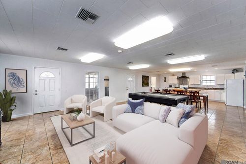 988 Four Point Rd, Dulac, LA, 70353-2134 | Card Image