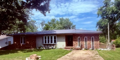 220 S Center St, Mountain Grove, MO, 65711-2001 | Card Image